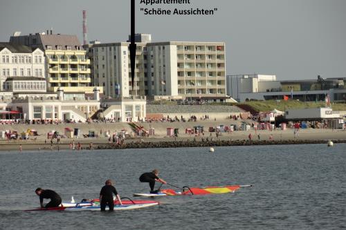 Borkum Ferienwohnung Meerblick Appartement &quot;Schöne Aussichten&quot; - Lage direkt am Hauptstrand