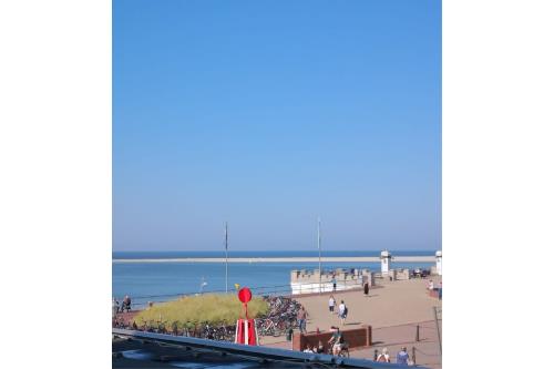 Borkum Ferienwohnung Meerblick Appartement &quot;Schöne Aussichten&quot; - Aussicht vom Balkon
