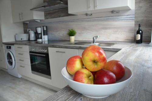 Borkum Ferienwohnung FeWo Borkum 16 - Küche mit Waschmaschine