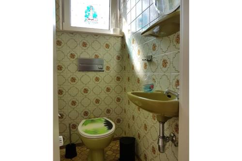 Borkum Ferienhaus Zeitinsel - ZeitInsel - gäste wc im eg