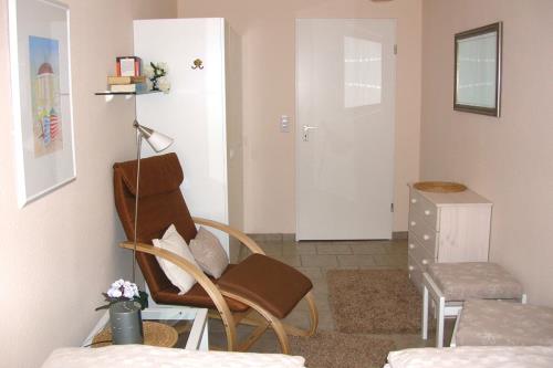 Borkum Ferienwohnung Bruns *** - Schlafzimmer Leseecke