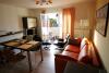 Borkum Ferienwohnung Haus Leuchtfeuer - Wohn/-Esszimmer mit Blick nach Draussen