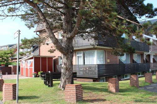 Borkum Ferienwohnung Haus Rügen - Außenansicht