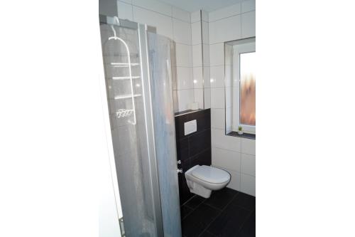 Borkum Ferienwohnung Inselwohnung - Bad 2