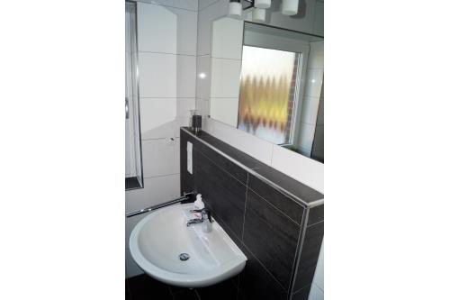 Borkum Ferienwohnung Inselwohnung - Bad 2