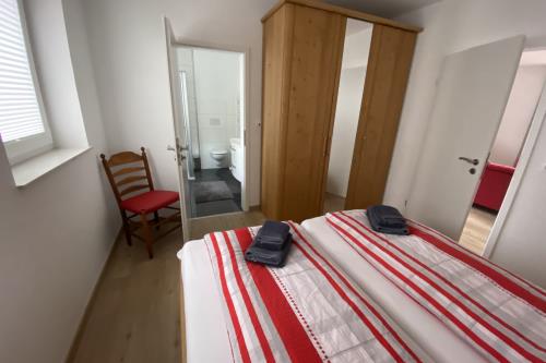 Borkum Ferienwohnung La Vita - Schlafzimmer/Bad