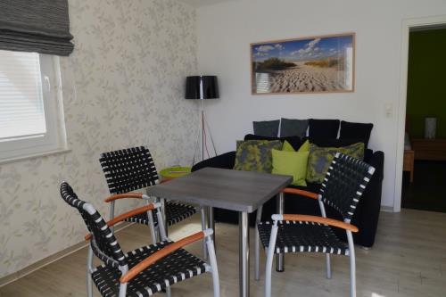 Borkum Ferienwohnung Leuchtbake - esstisch