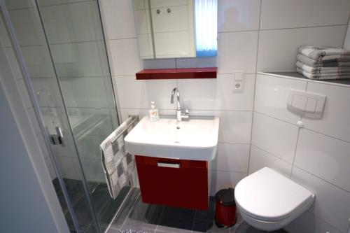 Borkum Ferienwohnung Leuchtbake - Badezimmer aus anderen Blickwinkel