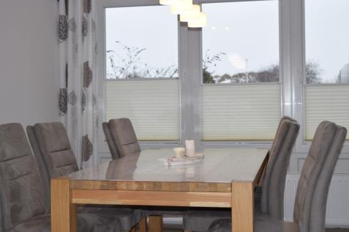 Borkum Ferienwohnung Peters Hus EG Nr. 51 vorne - essbereich