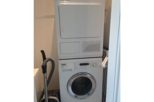 Borkum Ferienwohnung Wellenklang - Waschmaschine und Trockner