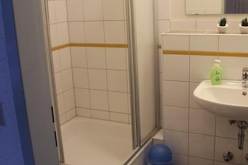 Borkum Ferienwohnung Haus Posthus - Appartement 103 - Bad 103