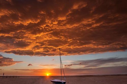 Borkum Ferienwohnungen Nordseegrill - Strand