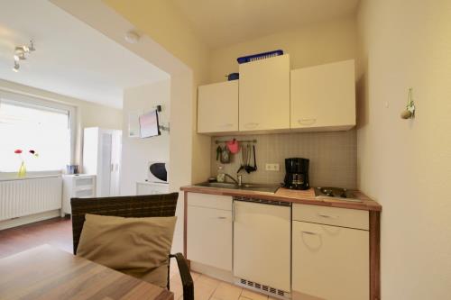 Borkum Ferienwohnungen Riegenhagen - Appartement - Küchenzeile