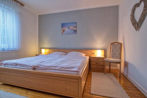 Borkum Ferienwohnung Haus Ebeling / Wohnung Nordstrand - Schlafzimmer 1