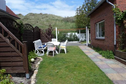 Borkum Ferienwohnung Haus Ebeling / Wohnung Wasserturm - Garten