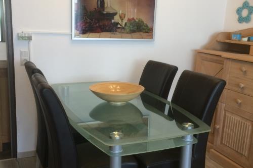 Borkum Haus Norderoog Ferienwohnungen Hindenburgstraße 56 - Nr.1 - Terr. + PKW-Stellplatz - Whg.1 - Wohnbereich