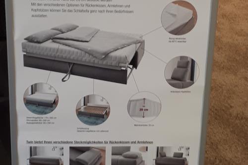 Borkum Haus Norderoog Ferienwohnungen Hindenburgstraße 56 - Nr.8 - Balkon + PKW-Stellplatz - Whg.8 - Wohn-Schlafzimmer - Schlafsofa