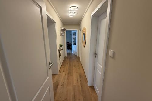 Borkum Ferienwohnungen Haus Passat - Ebbe - flur