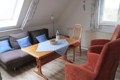 Borkum Ferienwohnung Haus Regina - 3 - Ausstattung 1