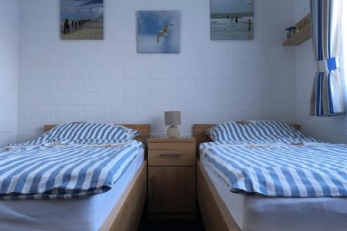 Borkum Ferienwohnung Haus Rügen - Whg. 6 - Schlafzimmer