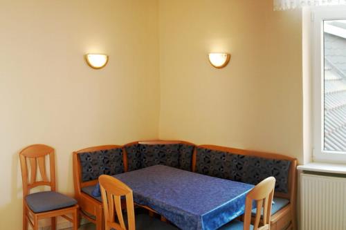 Borkum Haus Staiger-van Dyken - Ferienwohnung 2 - Essecke