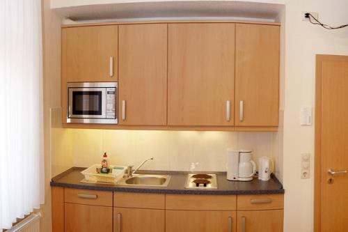 Borkum Haus Staiger-van Dyken - Ferienwohnung 5 - Küchenzeile