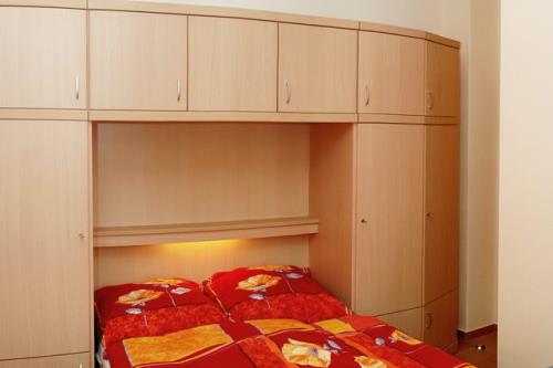 Borkum Haus Staiger-van Dyken - Ferienwohnung 6 - Französisches Bett