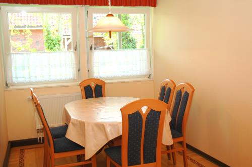 Borkum Haus Thilo - Ferienwohnung 1 - Esszimmer