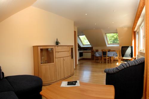 Borkum Haus Thilo - Ferienwohnung 2 - Wohnzimmer