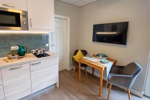 Borkum Ferienwohnung Haus Windröschen - App. 6 - Appartement 6 · Smart TV