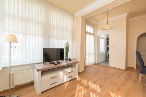 Borkum Ferienwohnung Hotel Windrose Ferienappartements - Krabbenfischer - Wohnzimmer
