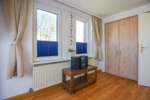 Borkum Ferienwohnung Hotel Windrose Ferienappartements - Seehund - Berg Hotel Windrose Seehund Schlafzimmer