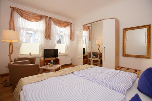 Borkum Hotel Windrose - DZ groß/deluexe 11 - 2022 12 Hotel Windrose 1012