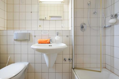 Borkum Hotel Windrose - EZ klein 7 - 2019 Berg Hotel Windrose 1031