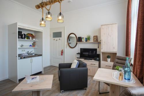 Borkum Hotel Windrose - Suite 15 - 2020 04   Hotel Windrose 1011