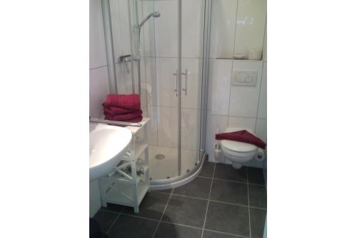 Borkum Ferienwohnung Strandkrabbe Borkum - Badezimmer 1