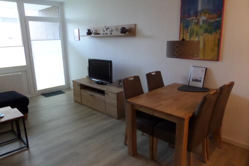 Borkum Ferienwohnung Strandliebe Borkum - Wohnraum/Essbereich
