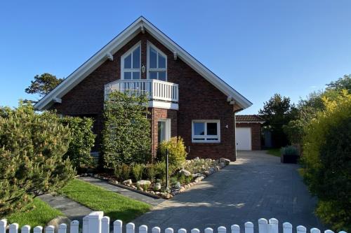 Borkum Ferienwohnung Top Lounge Borkum - Hausansicht