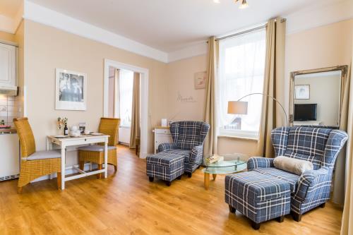 Borkum Ferienwohnung Villa Harmonie - Apartment Lavendel - Wohnraum