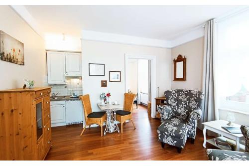 Borkum Ferienwohnung Villa Harmonie - Apartment Maiglöckchen - Ausstattung 1