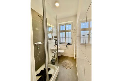 Borkum Ferienhaus Altes Offiziershaus - Wohnung 2 - badezimmer