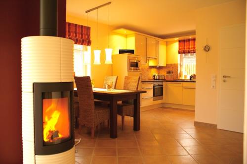 Borkum Ferienhaus Dünenhaus Borkum - 13a (hinten) - Küche