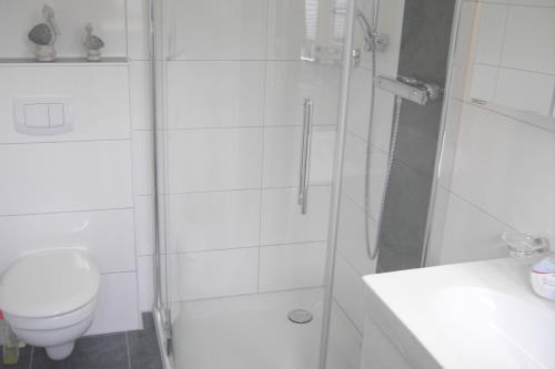 Borkum Ferienwohnung Borkumidyll - das helle badezimmer