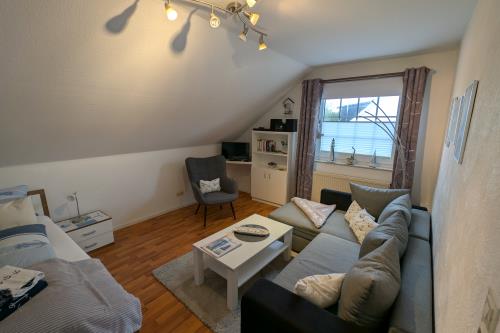 Borkum Haus Ites - Ferienwohnungen Anker und Möwe - PXL 20250409 062203163