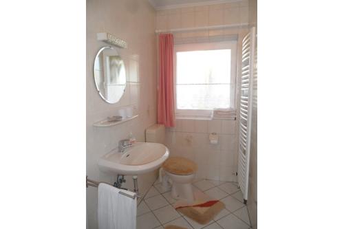 Borkum Ferienwohnungen Unterm Reetdach - Wohnung 4 - Ausstattung 7