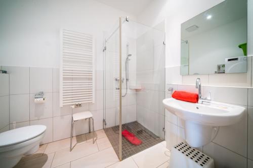 Borkum Villa Wilhelmine - Ferienwohnung Engeline - Duschbad