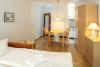 Langeoog Ferienwohnung Appartement Charlotte - Wohn/Schlafzimmer
