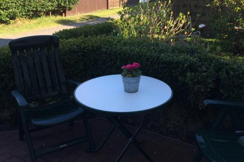 Langeoog Ferienwohnung Appartmenthaus Börgmann - Fewo3 - Separate Terrasse