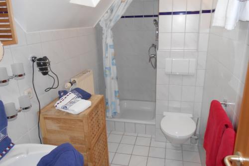 Langeoog Ferienwohnung Appartementhaus Prickenhof - Blau/304 - App Blau Bad