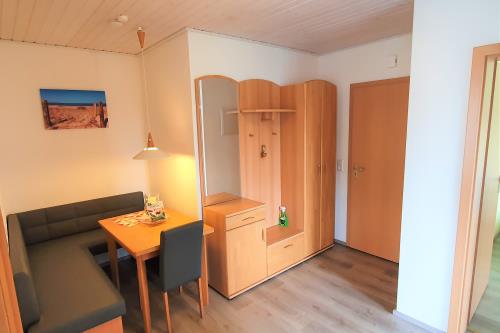 Langeoog Ferienwohnung Ferienhaus Katja und Ralf Heimes - 1 - Garderobe